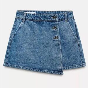 NWT Zara Skort - medium